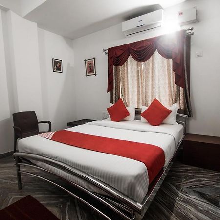 Oyo 14431 Sai Nivas Hotel Guwahati Exterior foto