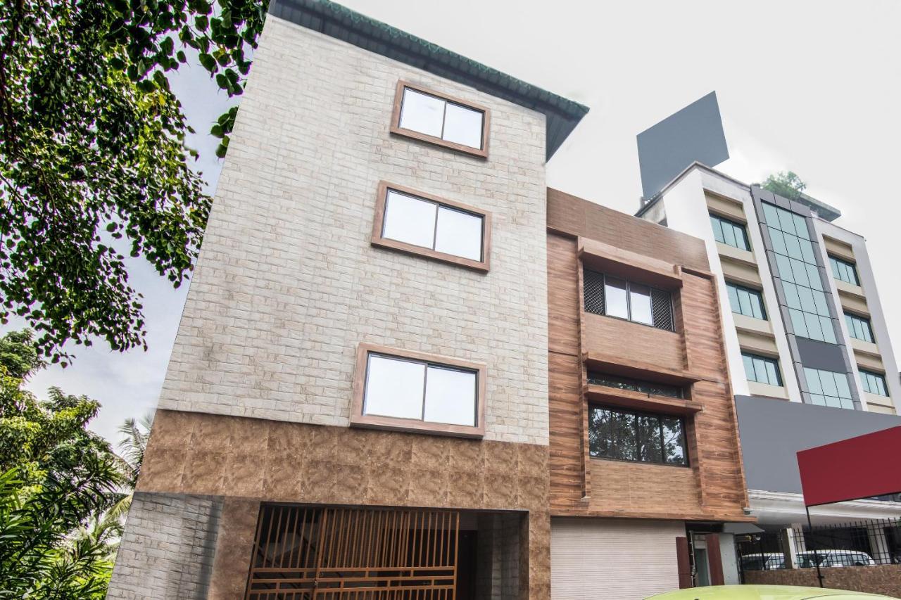 Oyo 14431 Sai Nivas Hotel Guwahati Exterior foto